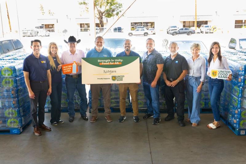 Photo of donation of more than 88,000 bottles by Niagara to Mesa Hydration Donation Campaign 